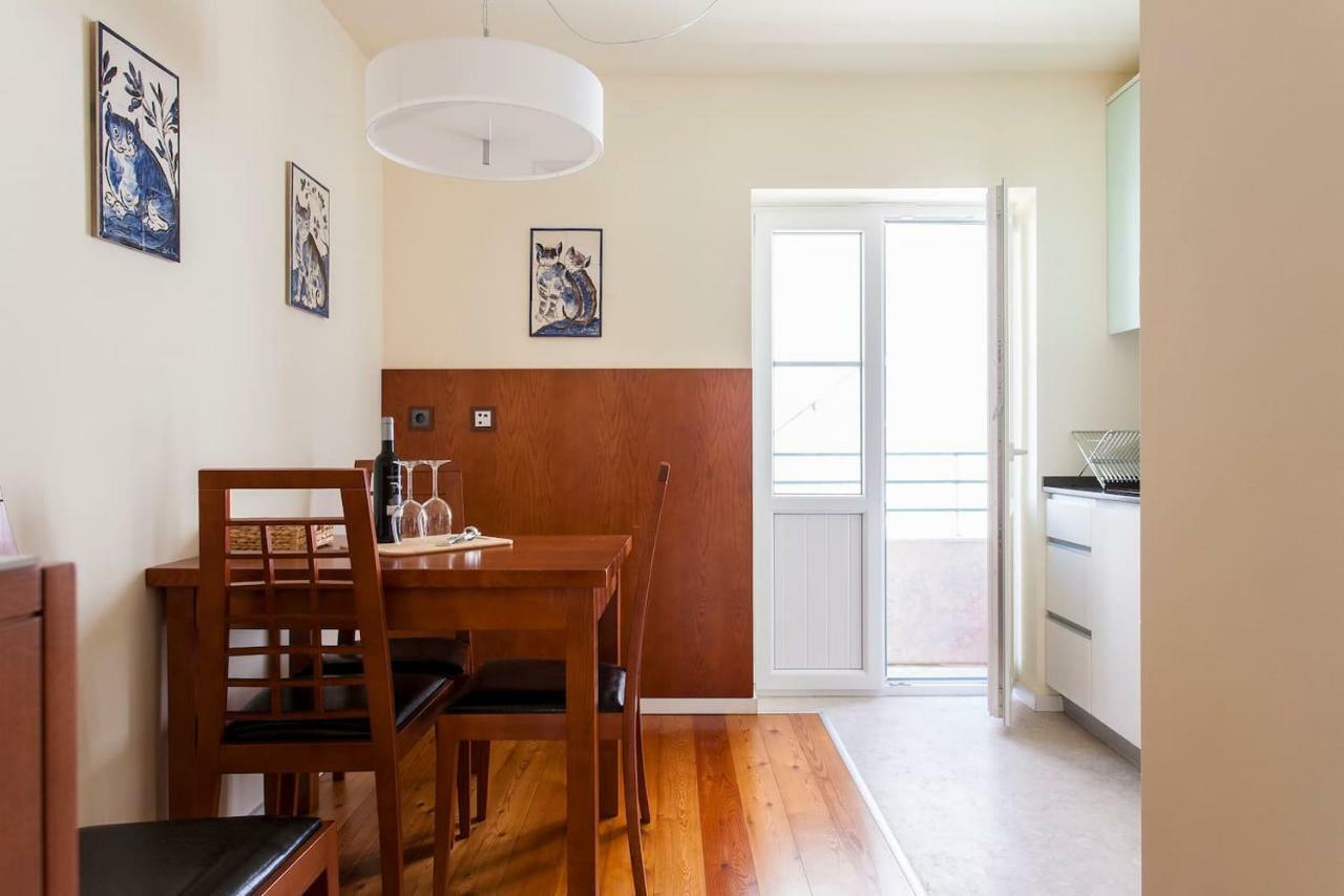 Exquisit Flat Left Appartement *